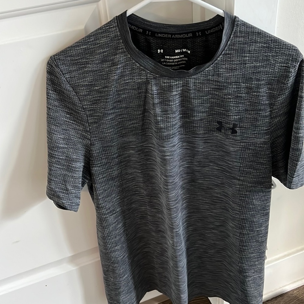 Under armour t-shirt